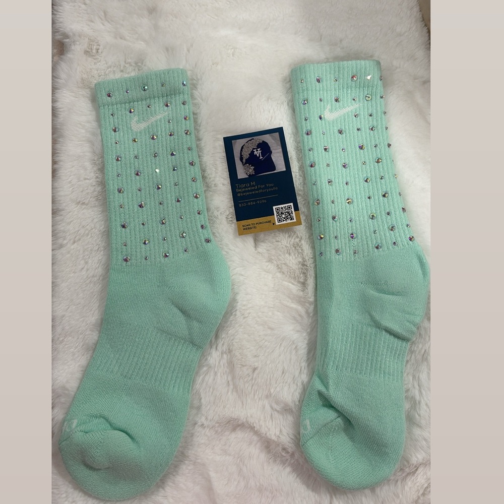 Nike Light Green Crew Socks with Embellishments